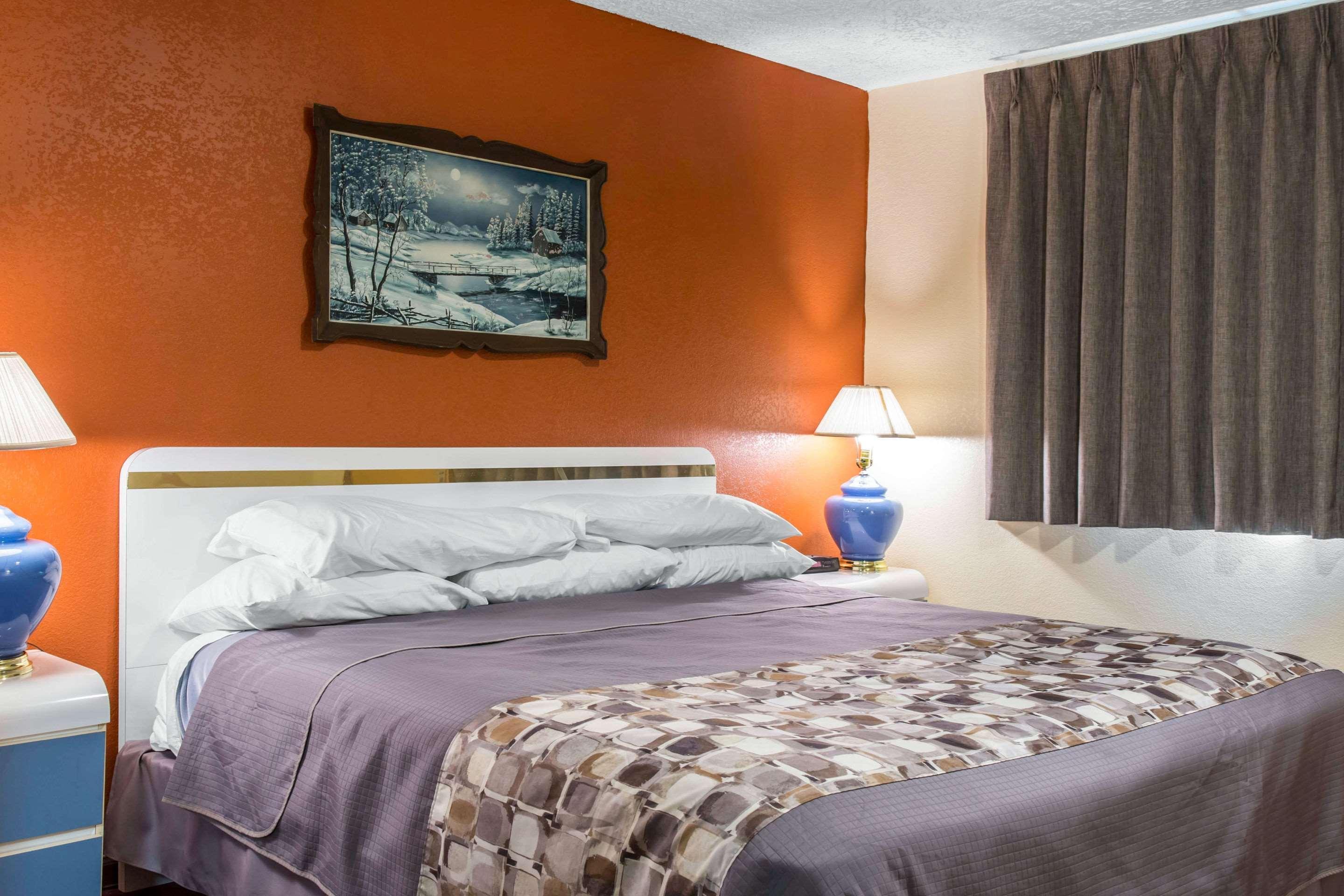 Rodeway Inn & Suites Branford - Guilford Kültér fotó