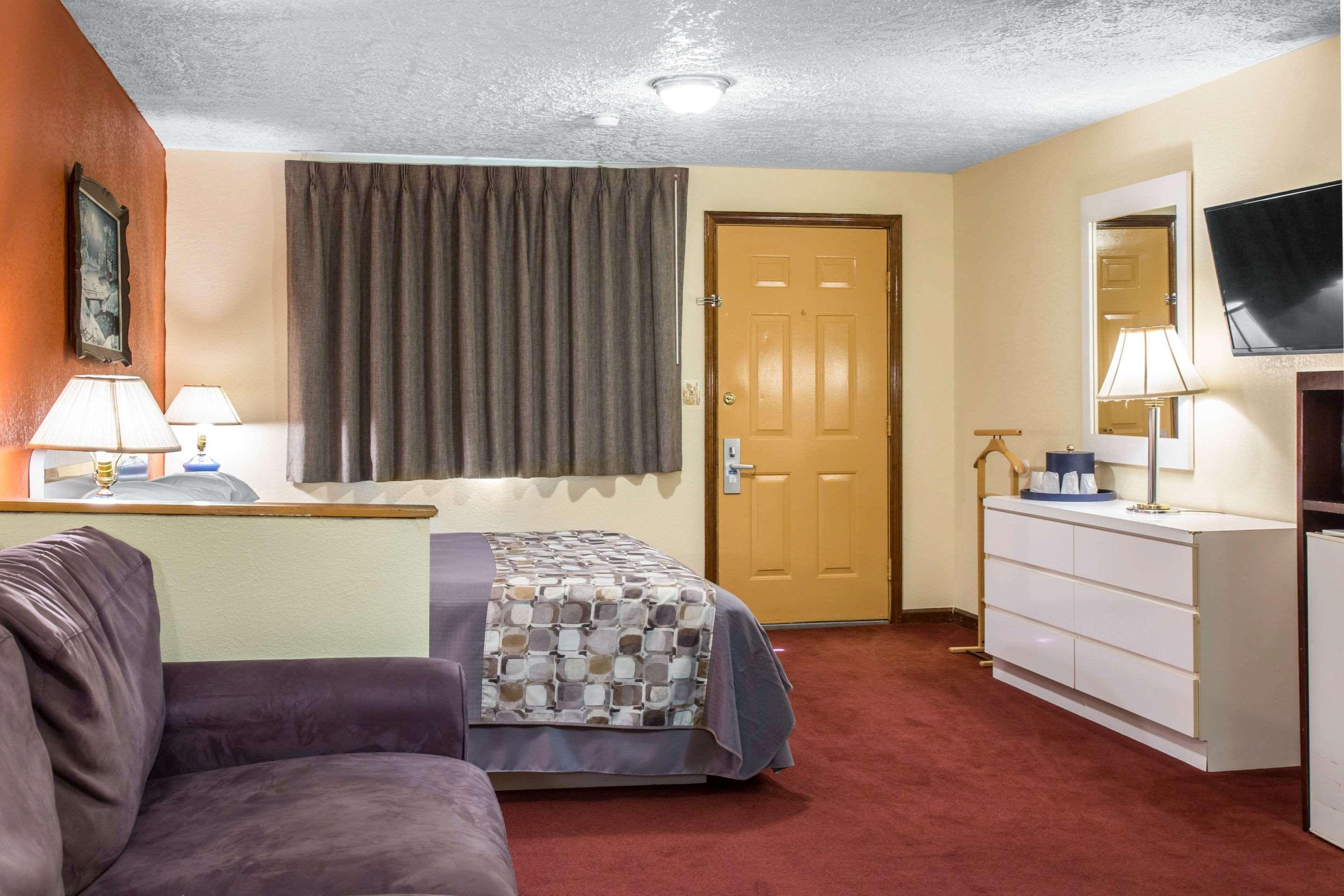 Rodeway Inn & Suites Branford - Guilford Kültér fotó